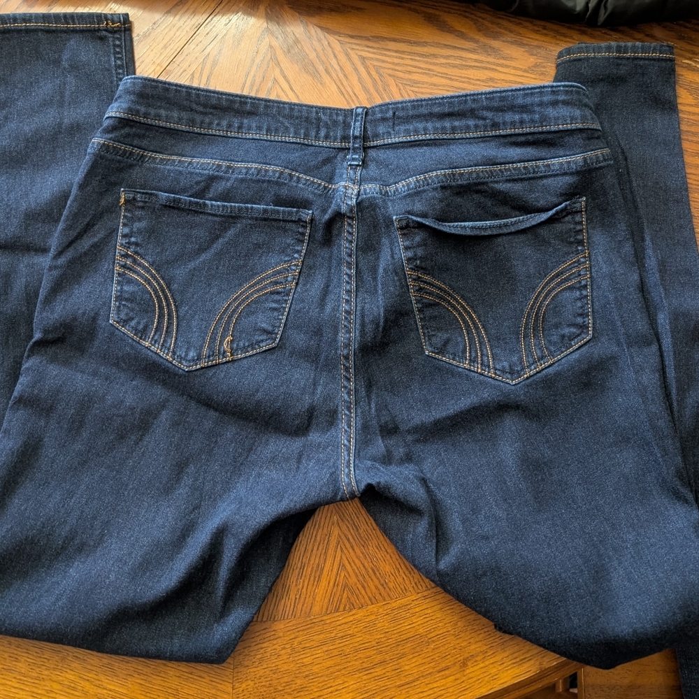 Hollister Dark Blue Skinny Jeans